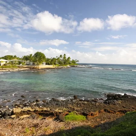Remodeled Condo 300 Ft From The Ocean!!!