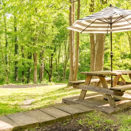 4PelicansOhio: Relaxing Cabin Near Leesville Lake ~Pets Welcome~ 2 Queens & 1F