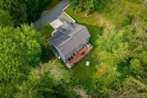 4 BR Home w/ Game Room. 3 Min from WGI & minutes from Wine Trail.