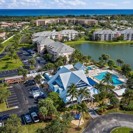 Newly Redone and furnished 2/2 condo that is walking distance to the beach