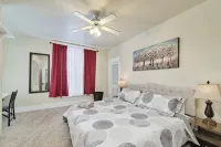 Central & Peaceful 3-bed home with a fireplace - 4-Star