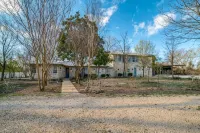 Wine Country Compound I Pool & Hot Tub I Club House and Casita! - piscine