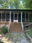 Lake Front Cottage with private sandy beach - Wifi