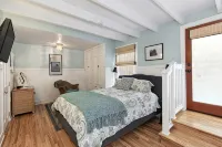 Best Beach Location in Santa Monica! Our Summer Stretches Through Fall! - 3 estrellas