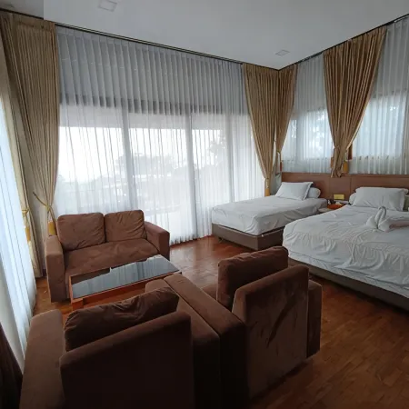 Villa HMD Hotels in Trawas