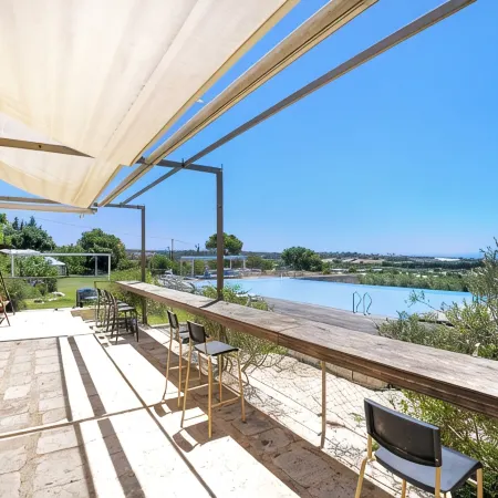 New: Wonderful villa with sea view, infinity pool, padel court