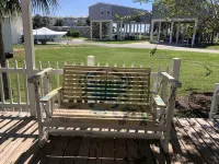 Reel Pelican Paradise located in Paradise village, Shellpoint Beach on the Gulf - Pools