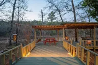 Ouachita National Forest & Kiamichi River Retreat w/ POOL - 3성급