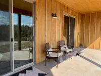 The EDGE:  Picturesque & Secluded Gem - Scenic View - 4-Star