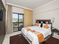 Oasis Hotel & Spa Hoteles cerca de Cité Essalam