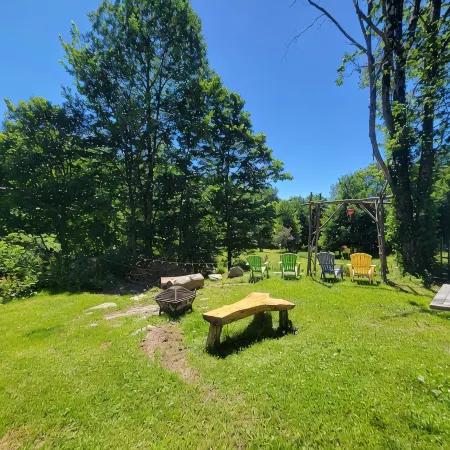 Cozy 1-bedroom loft apartment in lovely Duxbury