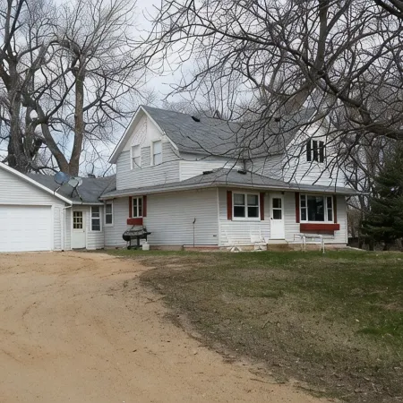 Year-round rental house across from the entrance to Big Stone Lake State Park