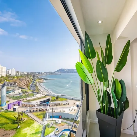 OceanFront Larcomar Apartments