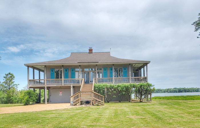 Beach House on Chesapeake Bay!