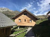 Independent chalet Col de la Madeleine in Saint-François / Valmorel - Chalets