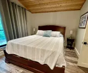 Custom 4-Bedroom Home, Boat Slip, Fenced Backyard, Pool & Paved Bike Path. - 4-Star