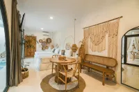 Bohemian Jogja Villas with Private Pool - 4-Star