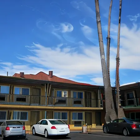 Civic Center Lodge / Lake Merritt Bart