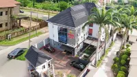 Buddiez Hotel & Resort - 3-Star