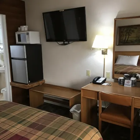 Southsider Motel