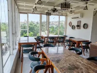 Hotel Naren Villa Các khách sạn gần Gulab Bagh & Zoo