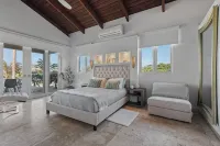 Beachfront Luxury Villa: 3BR, 3.5BA,Gazebo,Pool, Secluded Beach, Gated Community - Boutique