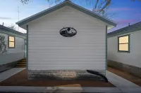 Charming Casita Right on Main St