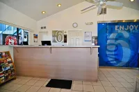 Motel 6 Willows, CA