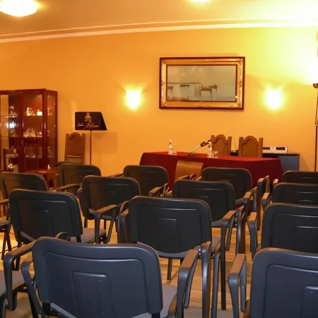 Hotel Milano Отели рядом с достопримечательностью «Порт Триесте»