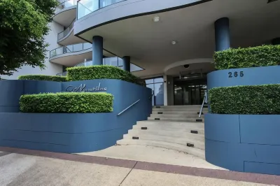 Nautilos on the Harbour Hotels in Newcastle
