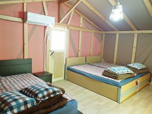 Pocheon Sanjeonghosu Family Glamping