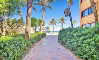 Intracoastal View Christmas Getaway Downtown