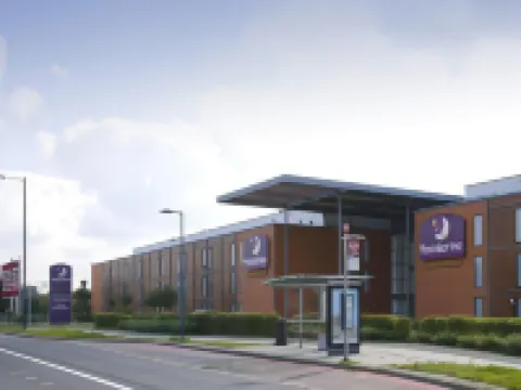 Premier Inn London Heathrow Airport (M4/J4) Hotel Hotels in West Drayton