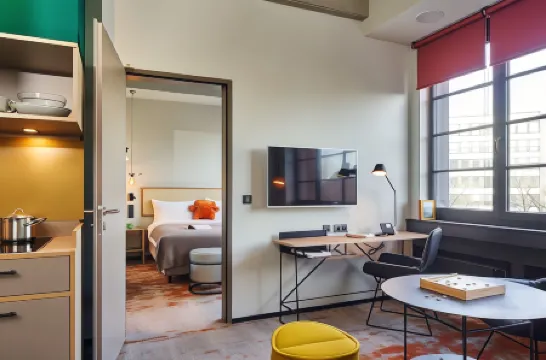 Hood House Отели рядом со станцией Hoheneichen Railway Station