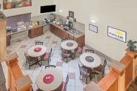 Days Inn by Wyndham Lamar Hotels in Lamar