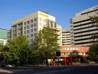 Nesuto Canberra Hotels near كازينو كانبرا