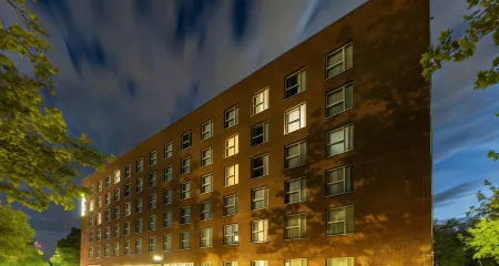 PLAZA Premium Karlsruhe Отели рядом с достопримечательностью «Дворец Карлсруэ»