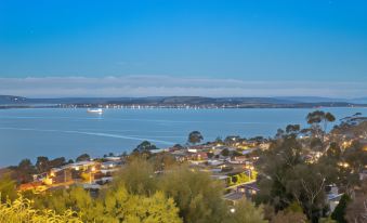 Cedar Cottages Blackmans Bay