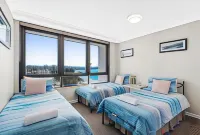 Carool Holiday Apartments Hotels in Coolangatta