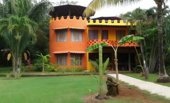 El Castillo Divertido - Housity