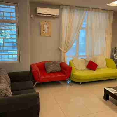 Shamrock Beach Villa Penang No19 Sleeps 22 Others