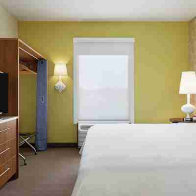 Home2 Suites by Hilton Savannah Airport Rooms