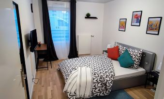 Apartment Near University and Airport Paris-Orly by Servallgroup