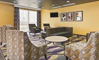 La Quinta Inn & Suites by Wyndham Luling