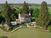 Château les Vallées Hotels in Le Blanc