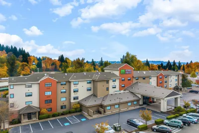 Holiday Inn Express Portland SE - Clackamas Area Hotels in der Nähe von Clark Park