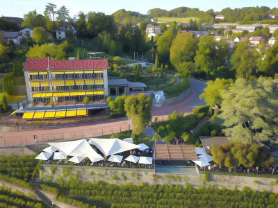 Le Baron Tavernier Hôtels à proximité de : UAPE La Capite (Unité daccueil pour écoliers)