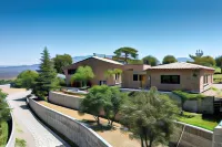 Kyrn Flor - Domaine Sant Antone Hotels in Santa-Lucia-di-Mercurio