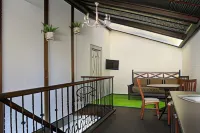 Promenad Hotel