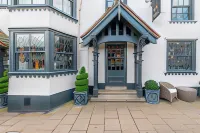 Funky Monk Hotel